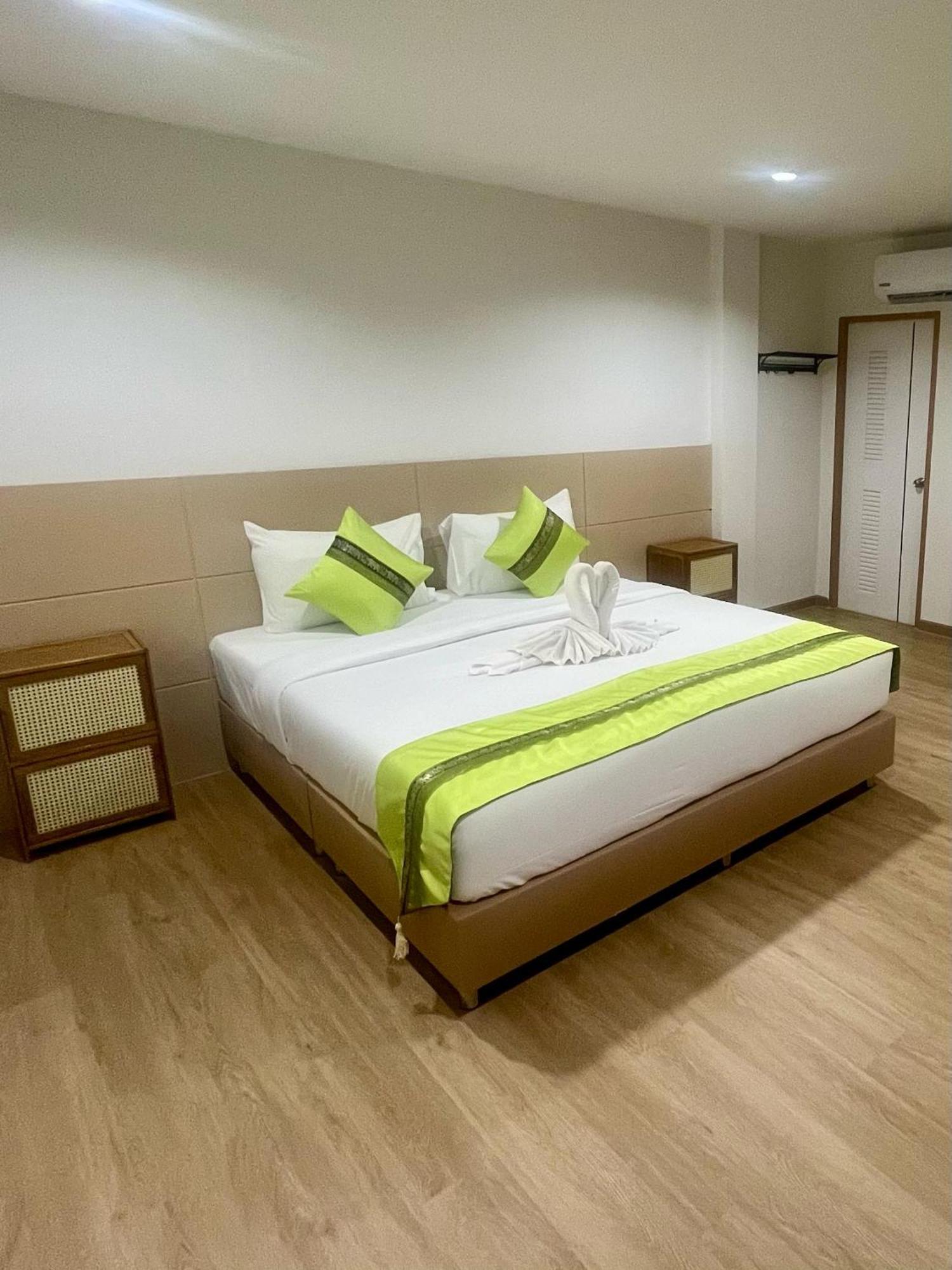 28 Boutique Hotel Patong Kültér fotó