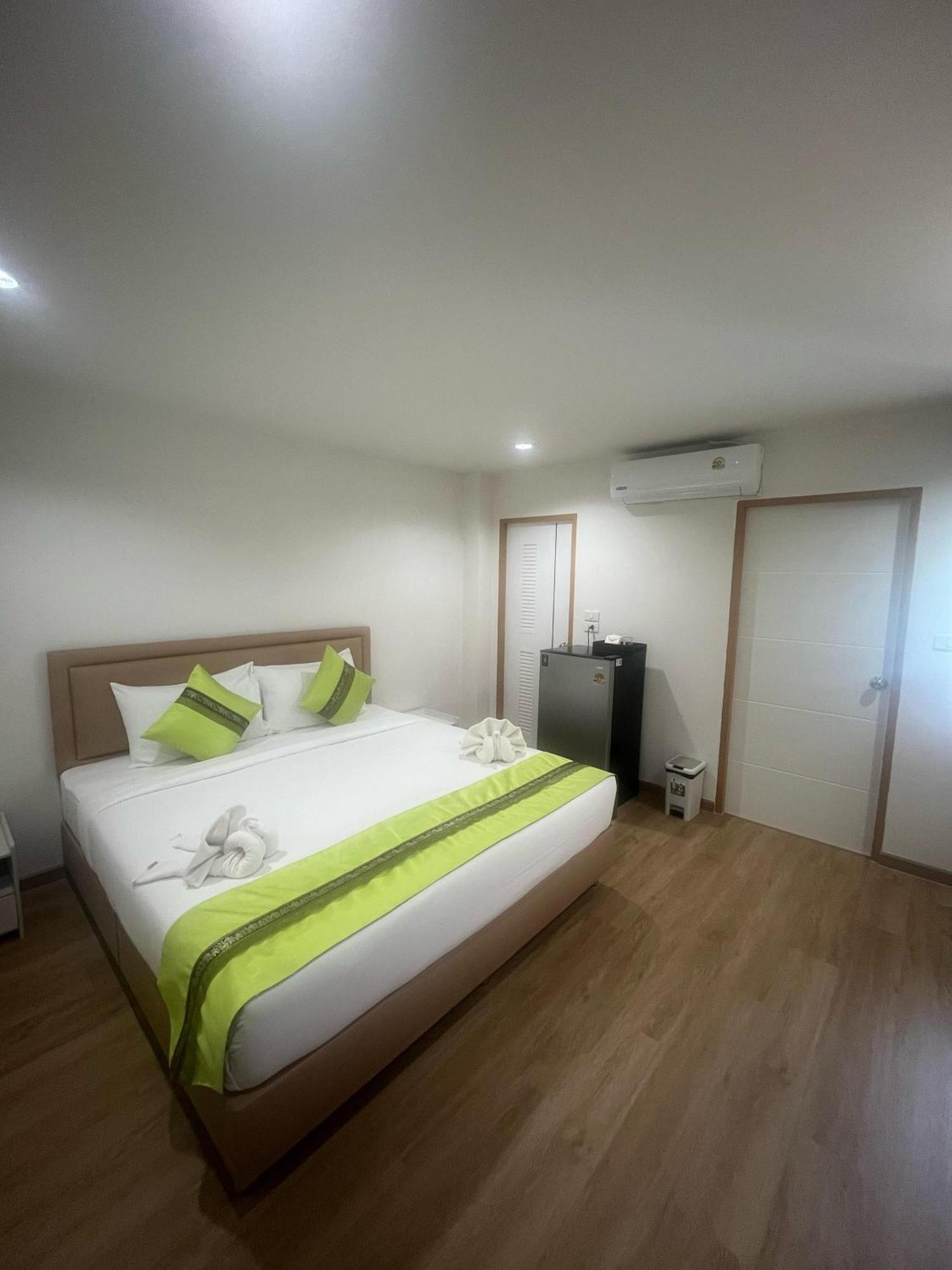 28 Boutique Hotel Patong Kültér fotó